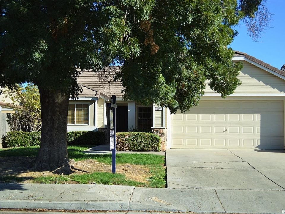 1st image of 4809 Sun Brook Dr