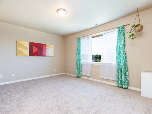 14120 SE Steele St, Portland, OR 97236