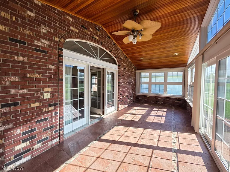 7500 Quarry Rd #C — Photo 13