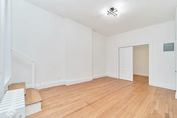 Rented by Living New York | media 11