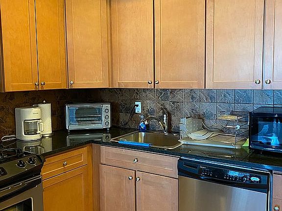 3rd image of 14-25 Broadway #6R