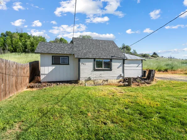 941 E Gerone St, Echo, OR 97826