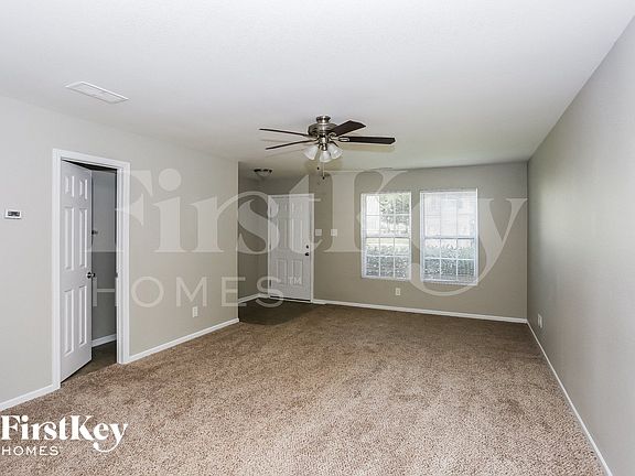 4th image of 4025 Chandler Haven Dr