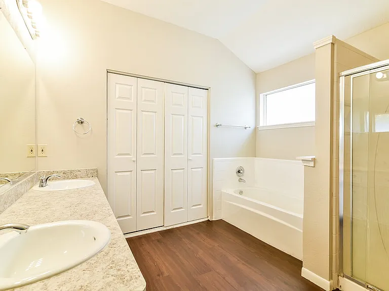 15022 Mulberry Meadows Dr — Photo 12