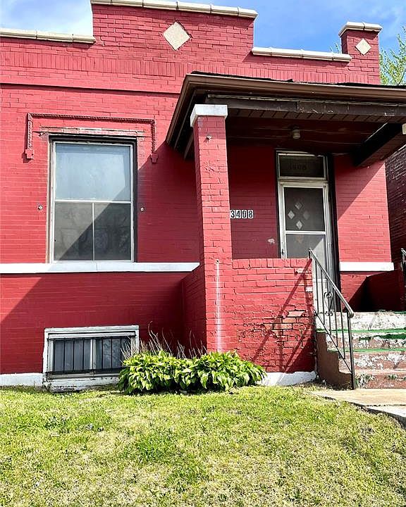 1st image of 3408 Marcus Ave