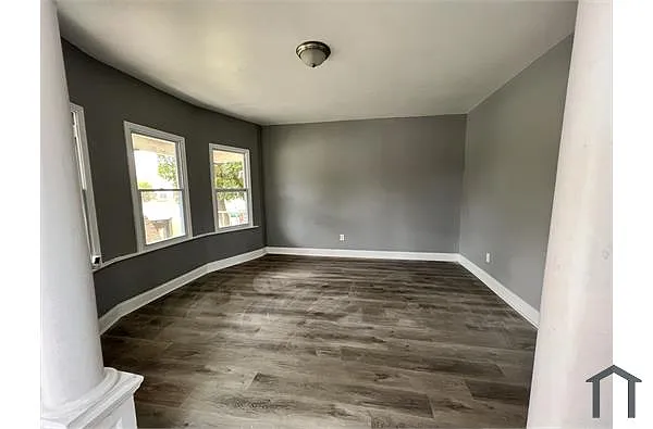 Building Photo - 3853 Garland St