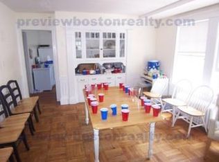 22 Crosby Rd #186, Chestnut Hill, MA 02467