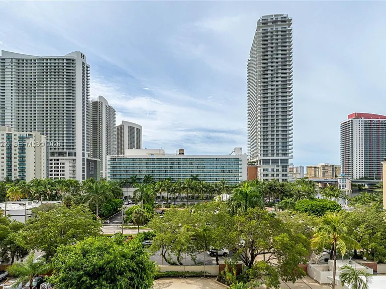 3800 S Ocean Dr #508 — Photo 14