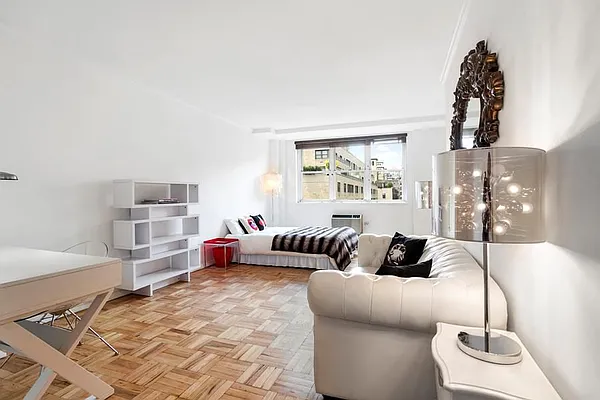 Sold by Riza Realty Corp | media 17