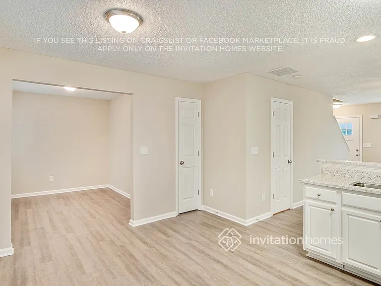 408 Kendall Ln — Photo 10