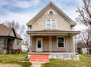 112 W Sycamore St, Independence, KS 67301