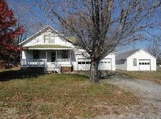 393 Wagner St, New Castle, VA 24127