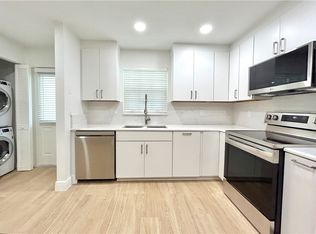 900 Jasmine Ln #101B, Vero Beach, FL 32963