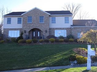 7 Barker Pl, Wayne, NJ 07470