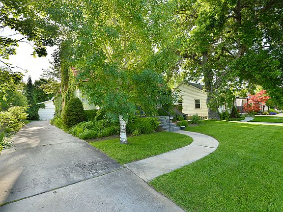 2nd image of 2730 S Beverly St