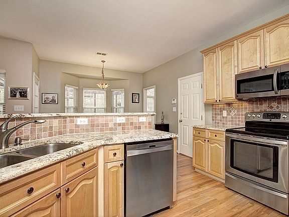 3rd image of 9610 Mitchell Glen Dr