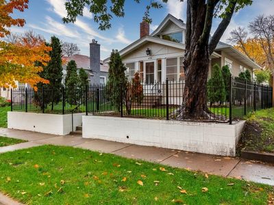 878 Howell St N, Saint Paul, MN, 55104