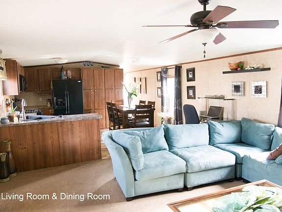 Dining room & kitchen