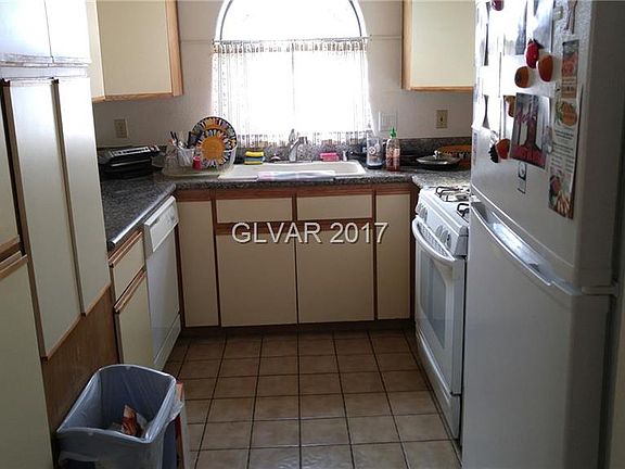 4th image of 1415 Santa Margarita St