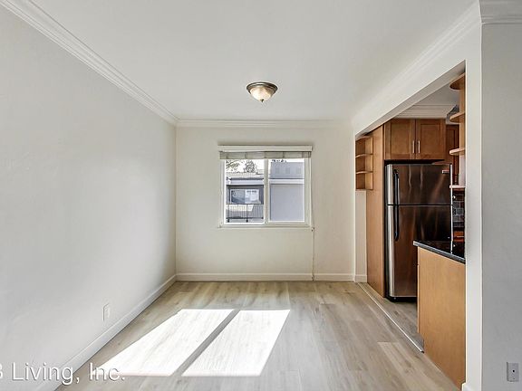 4th image of 1549 San Carlos Ave Unit 31