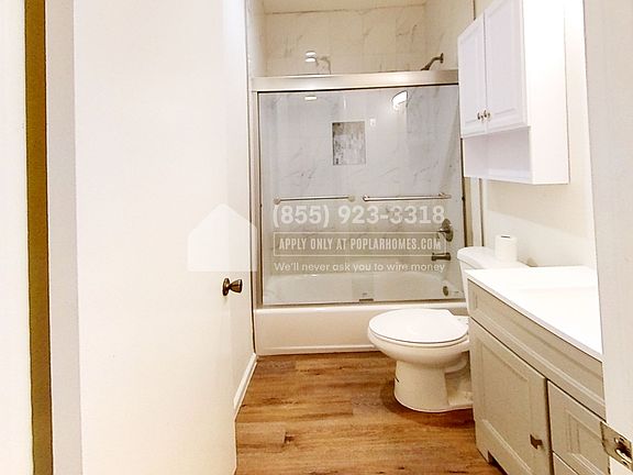5th image of 2660 Lake Ave APT 8