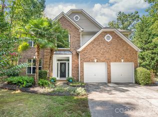 13934 Kings Carriage Ln, Charlotte, NC 28278