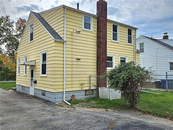 5th image of 1853 E 36th St