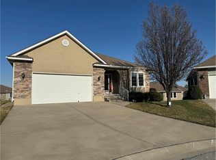 4643 SW Olympia Pl, Lees Summit, MO 64082