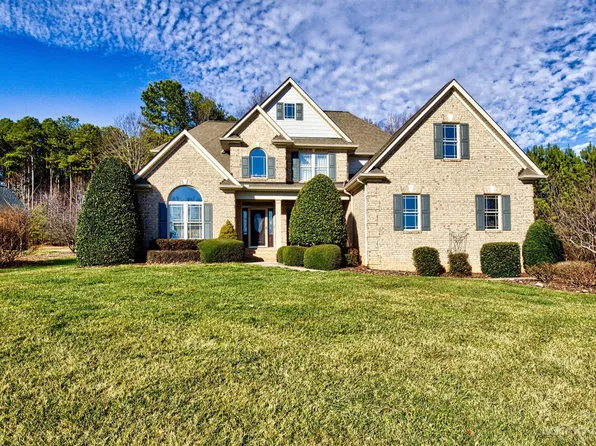 4060 Bordeaux Dr, Denver, NC 28037