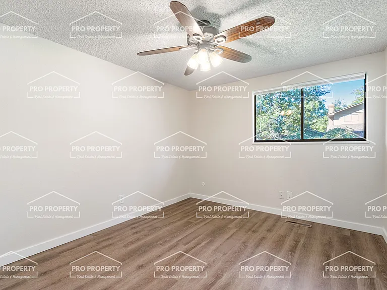 1919 Blue Mesa Ct — Photo 13