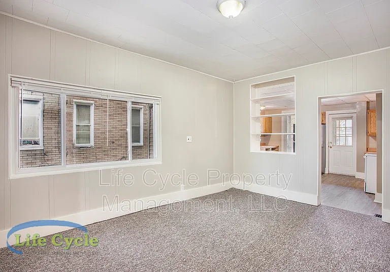 940 McReynolds Ave NW #1 — Photo 10