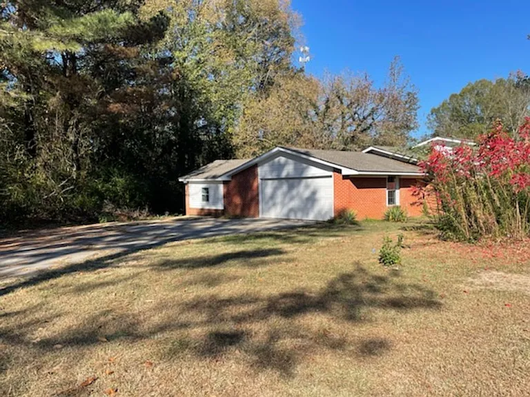 116 Sportsman Club Rd — Photo 2