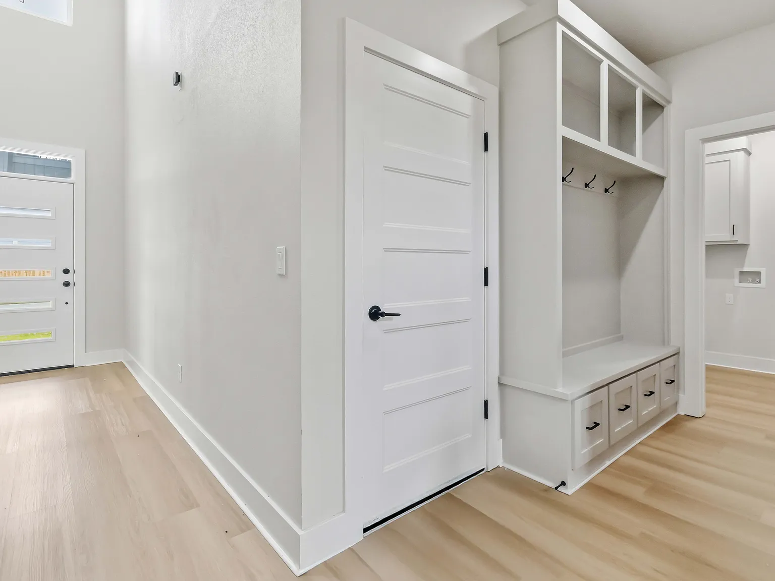 4 bed, 3.5 bath, 2397 sqft, $3,100 — Photo 4