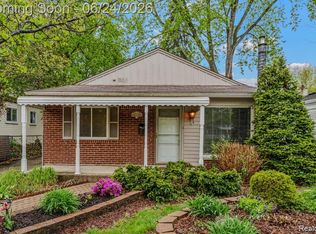 323 N Campbell Rd, Royal Oak, MI 48067