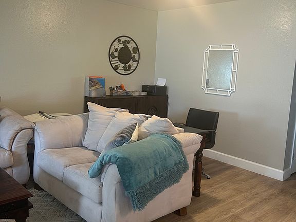 3rd image of 4327 Orion Dr