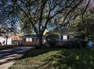 3807 Glasgow Dr, Lansing, MI 48911