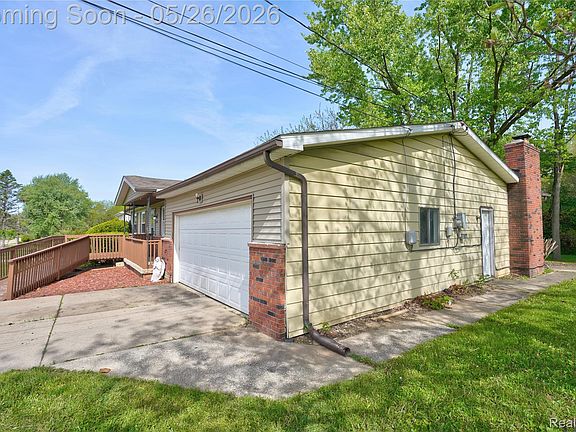 5th image of 4064 Sheraton Dr
