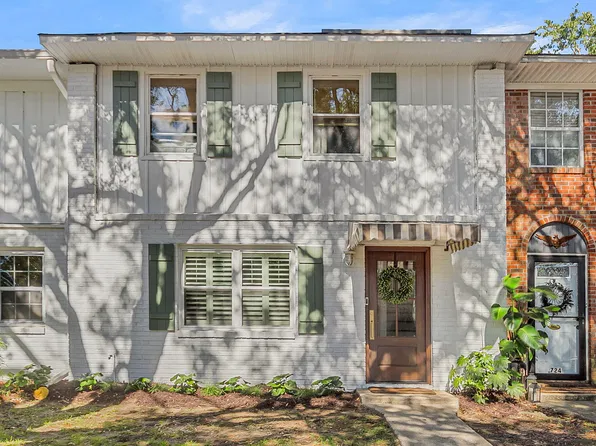 722 Harbor Ln, Mount Pleasant, SC 29464