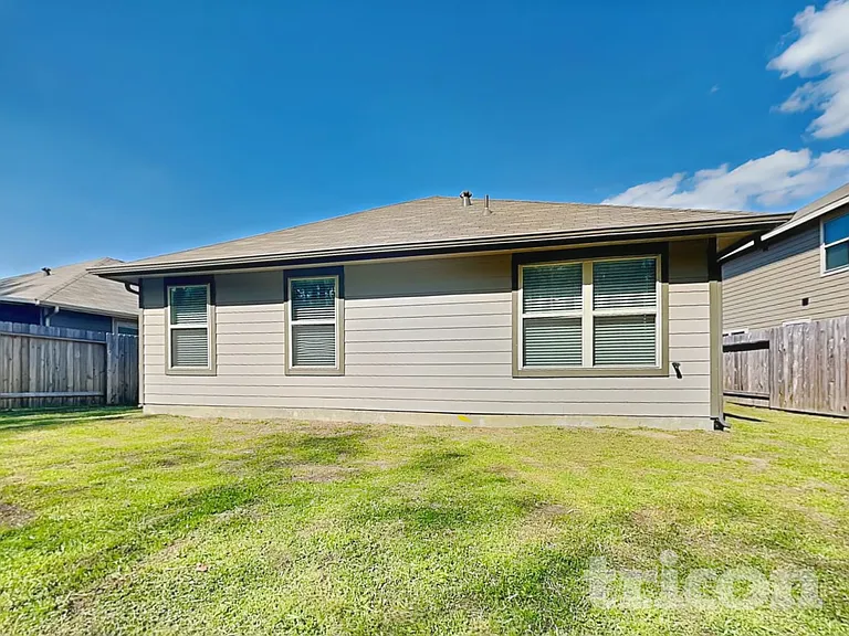 17552 Rosewood Manor Ln — Photo 15