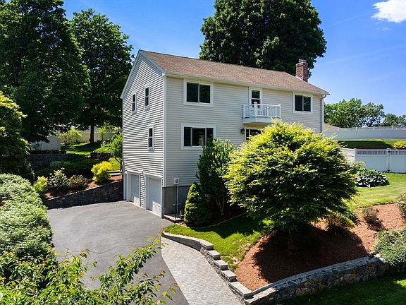 3rd image of 5 Patrick Cir
