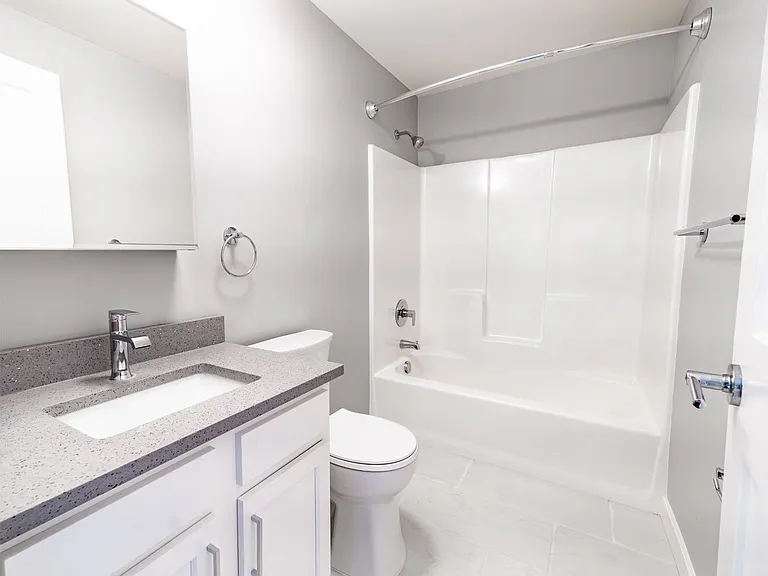 OakWood Park -- No up-front security deposit required! — Photo 11