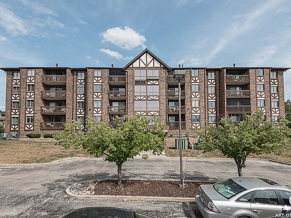 2nd image of 10441 Circle Dr APT 35C