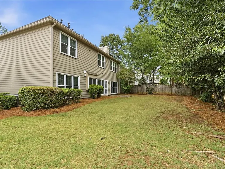 6430 Barwick Ln — Photo 39