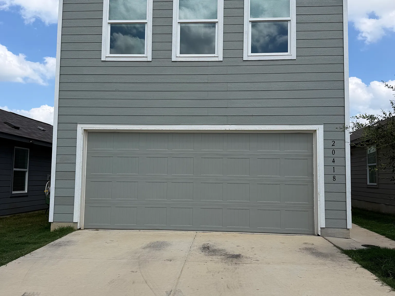 3 bed, 1350 sqft, $1,550 — Photo 1