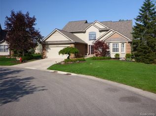 42868 Clay Ct, Novi, MI 48377