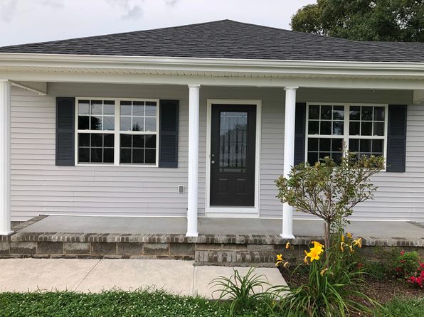 71 Woods Edge Ct, Manchester, TN 37355
