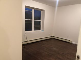 7018 73rd St #3, Glendale, NY 11385