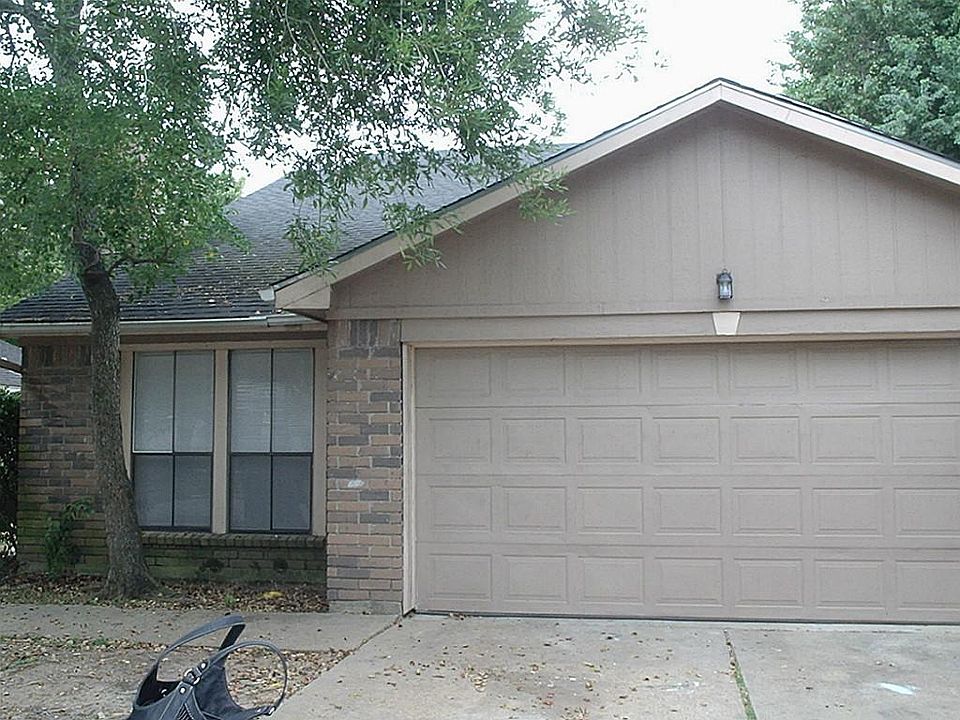 1st image of 11523 Henley Dr