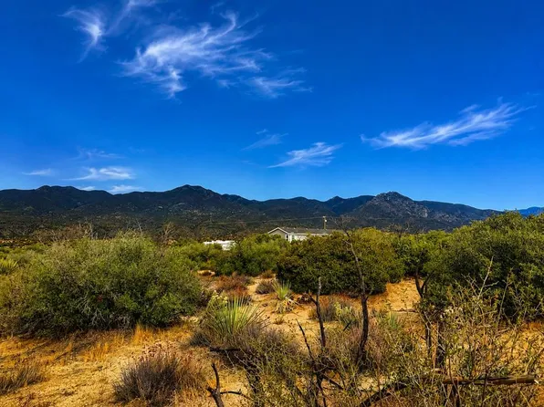 217 Chalet Dr, Mountain Center, CA 92561