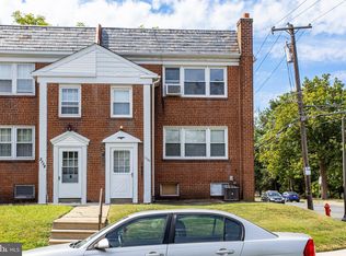 2780 W Country Club Rd, Philadelphia, PA 19131